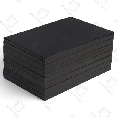 İyi bir fiyat. 100% Virgin Pulp Siyah Karton Yüksek Sertlik 120gm-450gm Özel çevrimiçi